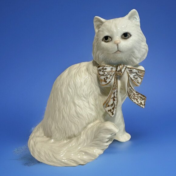 LENOX Sitting Pretty Cat Kitten Figurine 24kt Gold Accented Bow Retired - Picture 1 of 10